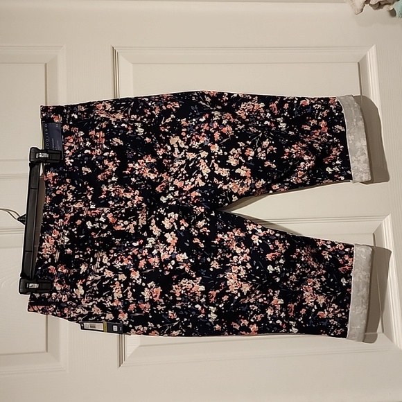 Lisbeth Skinner Bandolino cropped pants: 14 - Picture 6 of 6